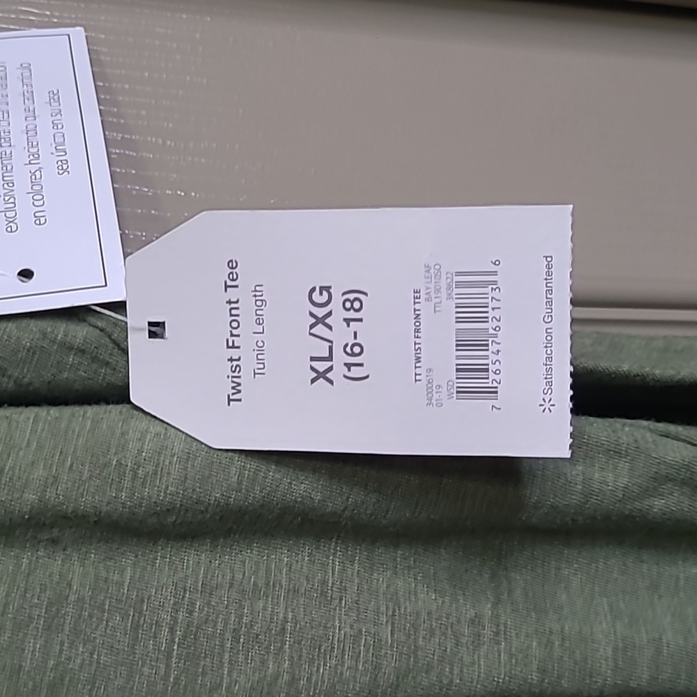 NWT Time and Tru Women's Sage Twist  Front Hem Tunic Tee Sixe XL - Picture 3 of 5